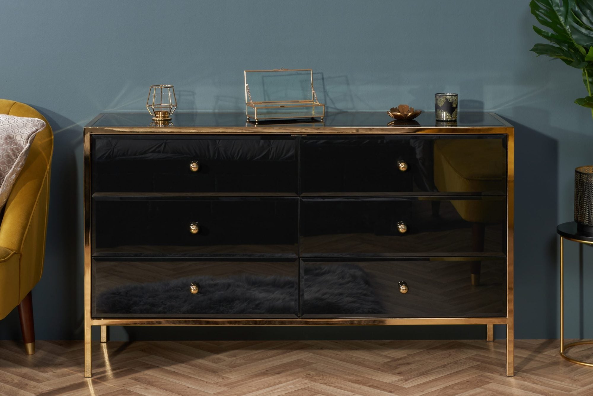 Flirty 6 Drawer Chest Black & Gold