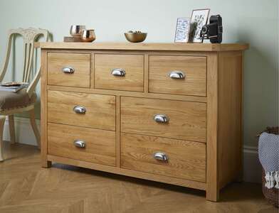 Woburn 4 + 3 Chest Oak
