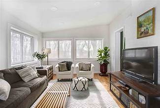 10 Living Room Furniture Pieces Every Home Needs