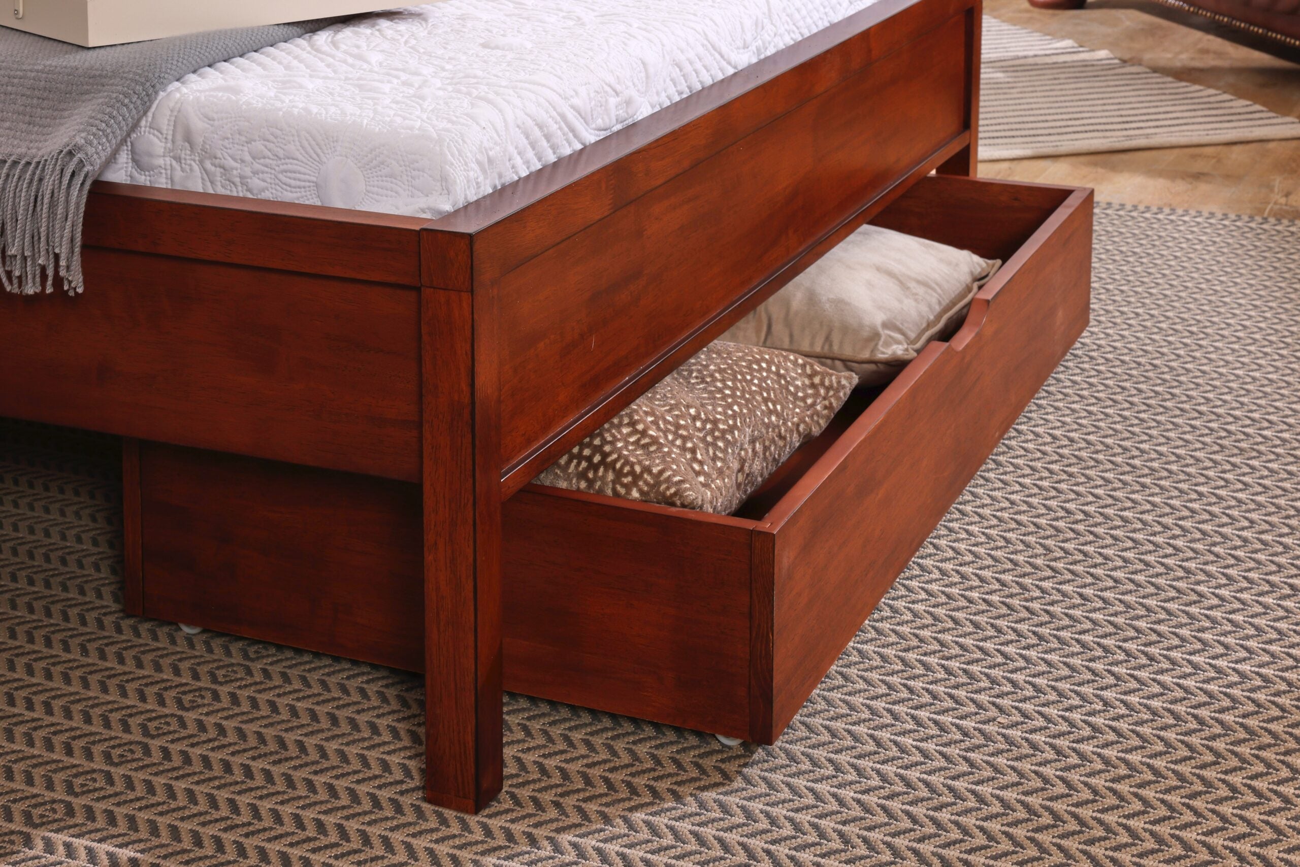 Juke Underbed Drawer (1)